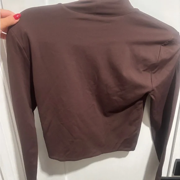 Aritzia Babaton Chocolate Brown Sweatshirt - Picture 4 of 4